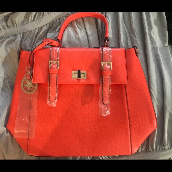 Handbag - Picture 2 of 3